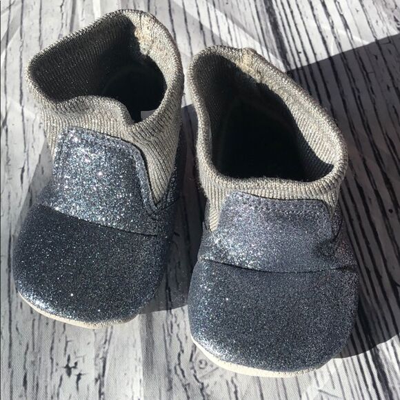🍭6/$30 Sparkle Shimmer boots- size 2 infant - Picture 6 of 6